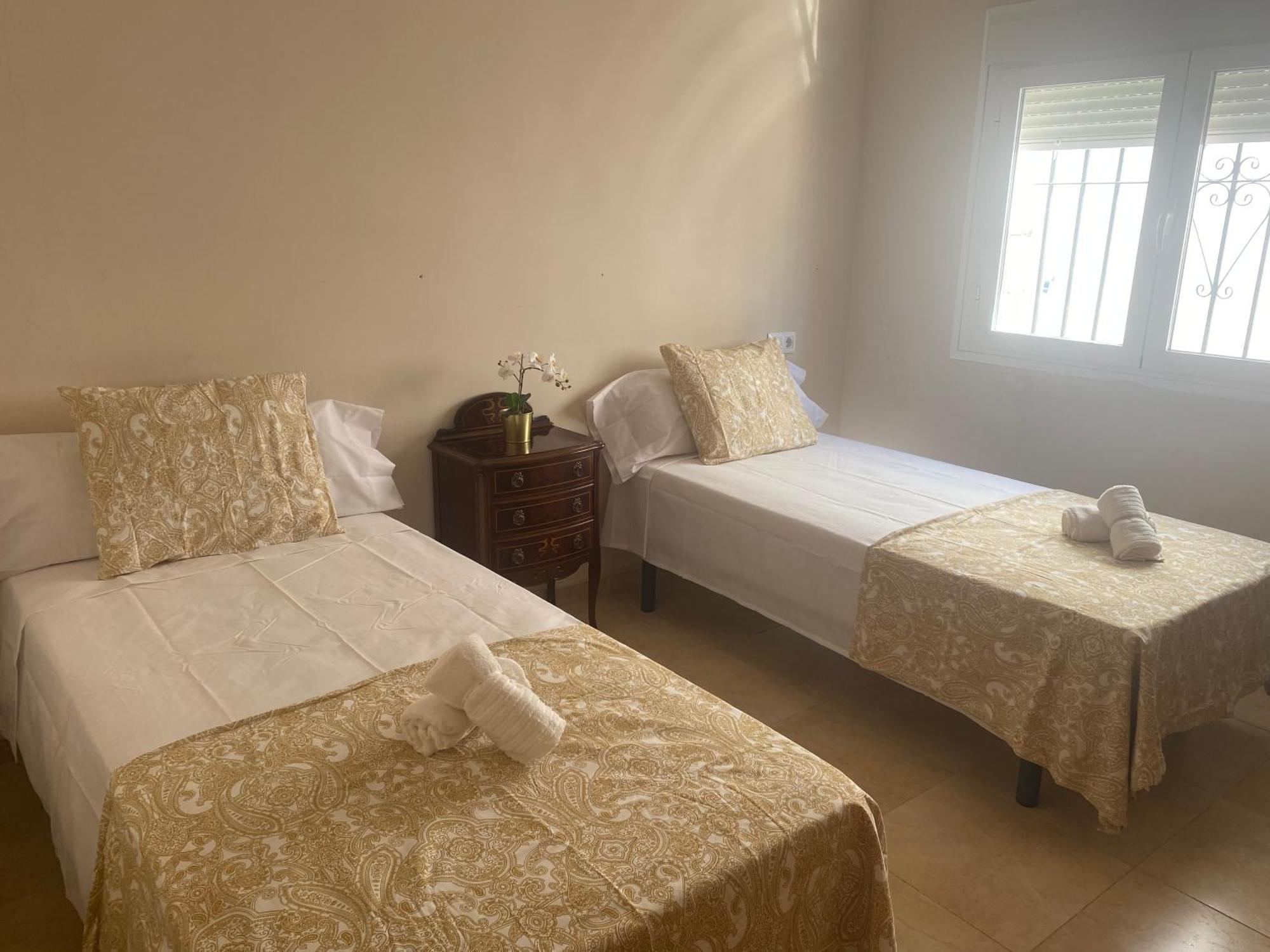 Ferienwohnung Hevres El Capricho Málaga Exterior foto